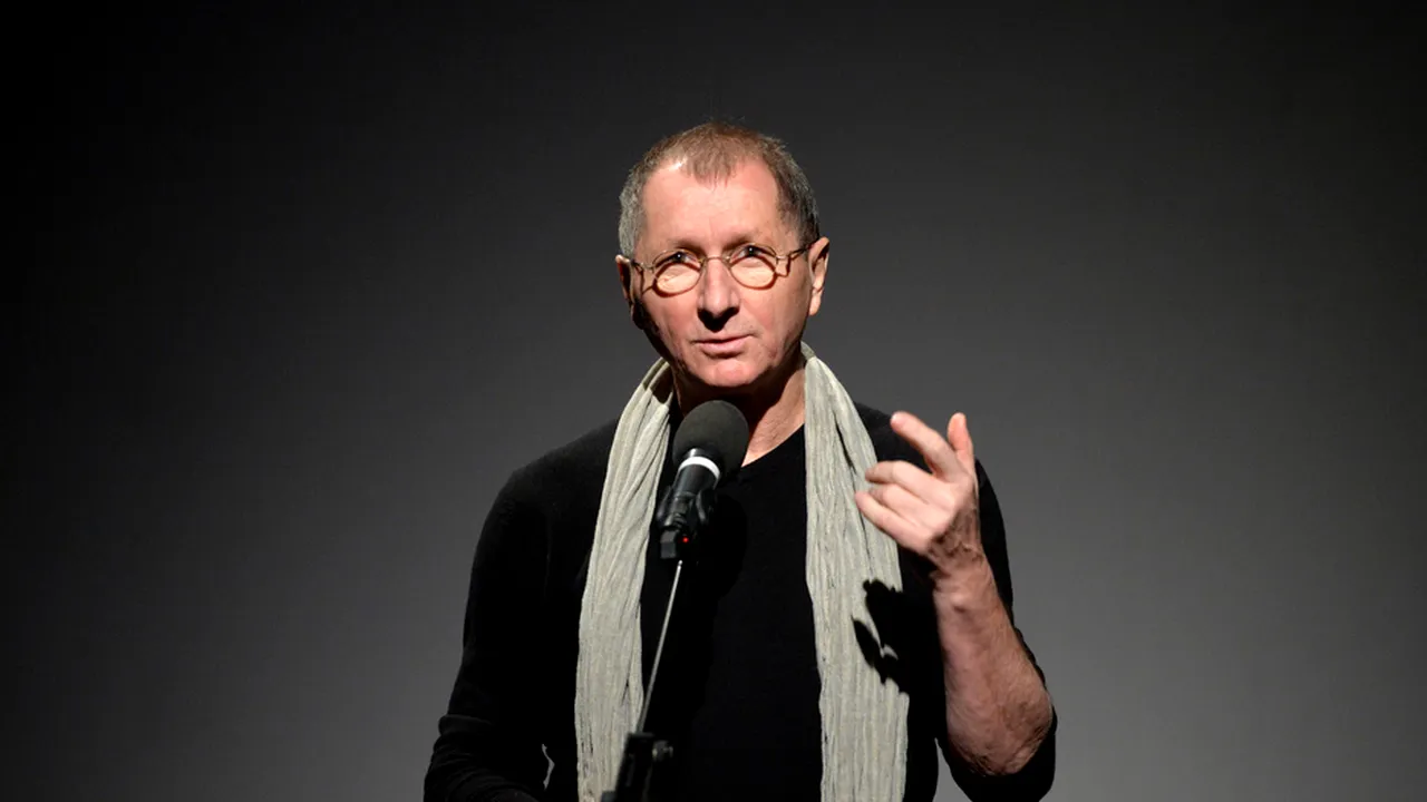 Horațiu Mălăele lansează „Tristețea ploilor”, o nouă carte în care talentul său STRĂLUCEȘTE cel puțin la fel de puternic ca pe scena marilor teatre