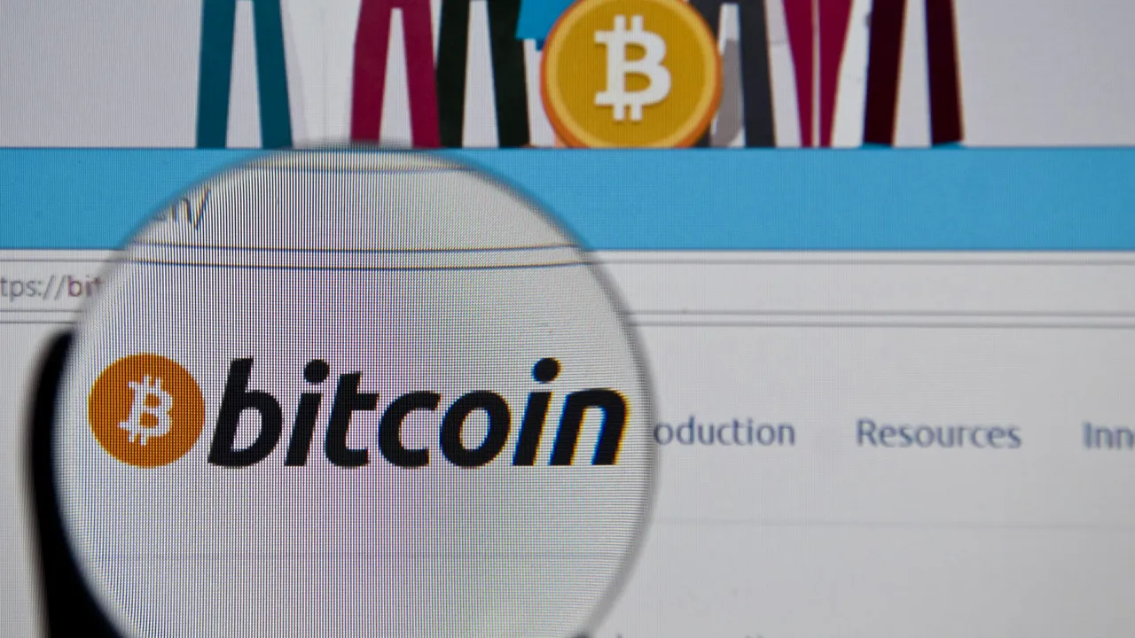 47 de magazine din România acceptă tranzacții în BITCOIN. Află UNDE poți face plăți cu CRIPTOMONEDE