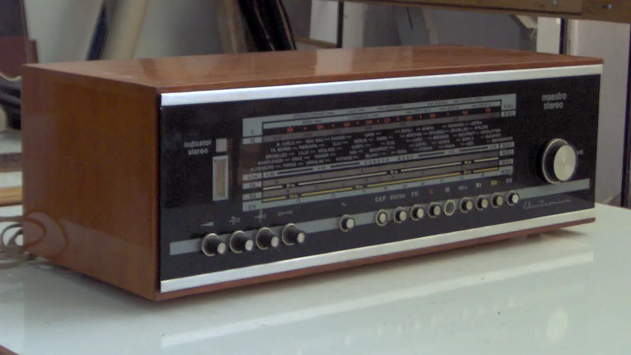 IICCMER a primit 125 de înregistrări ale emisiunilor de la Radio Europa Liberă din decembrie 1989