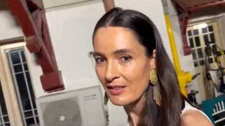 O noapte furtunoasă pentru Clotilde Armand. Fosta primăriță a ÎNCURCAT sediile de campanie. A ajuns, din greșeală, la Crin Antonescu