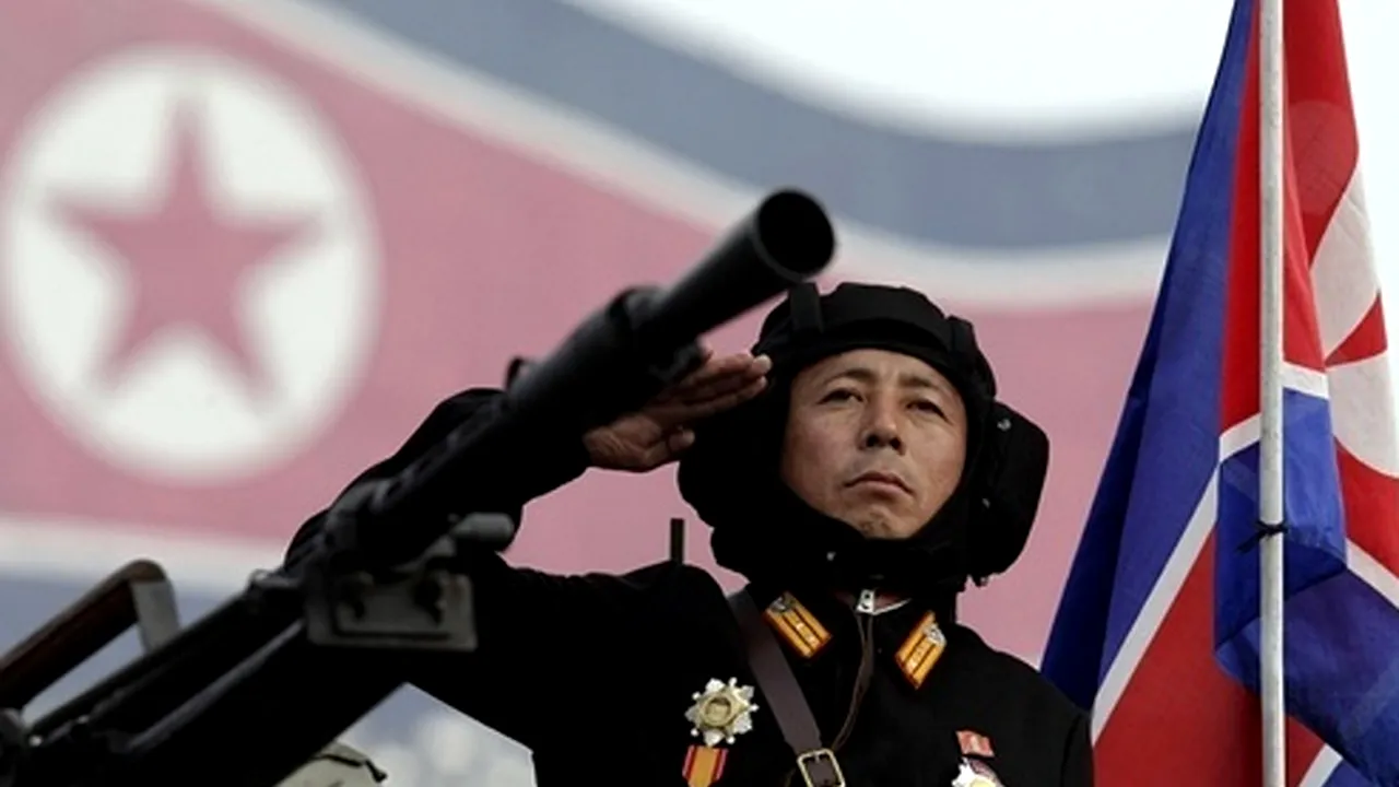Un soldat nord-coreean ȘI-A UCIS DOI OFIȚERI SUPERIORI pentru a trece granița în Coreea de Sud. 