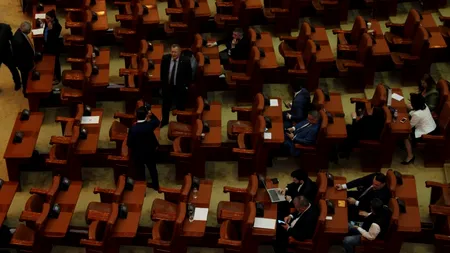 SOLIDARITATE FĂRĂ DEMAGOGIE. Țara în care miniștrii și parlamentarii AU RENUNȚAT la salarii/ Banii, transferați în conturile ministerului Sănătății