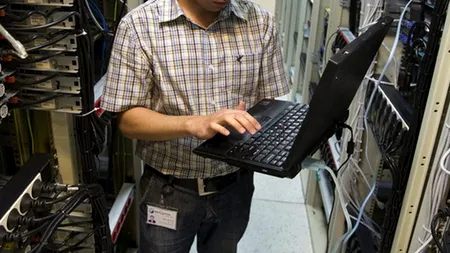 Duma rusă adoptă amendamente controversate la o lege privind Internetul. 