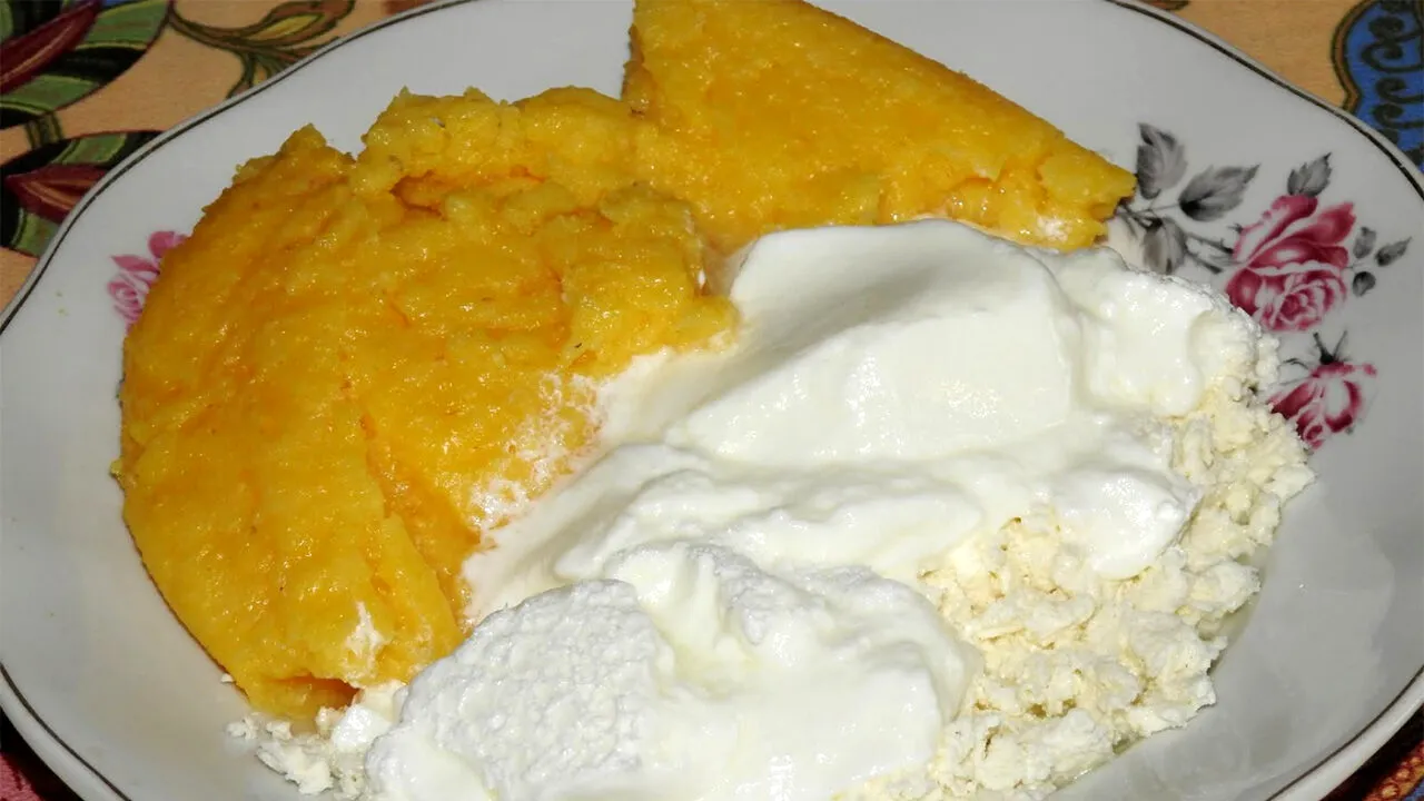 Ce se întâmplă în corpul tău, de fapt, când mănânci mămăligă. Adevărul nebănuit despre alimentul preferat al românilor