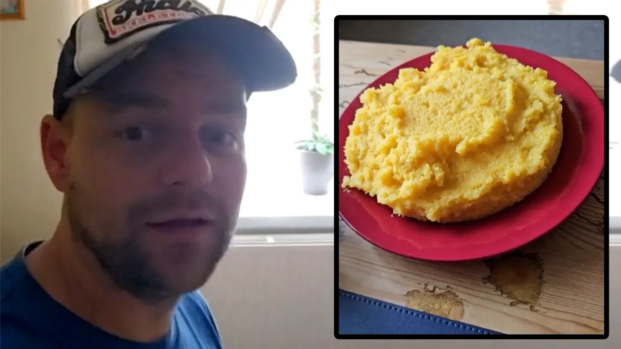 Cum a reacționat acest turist britanic din România, după ce a mâncat MĂMĂLIGĂ pentru prima dată: 