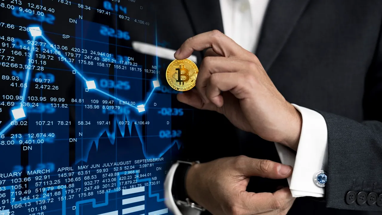 Bitcoin crește din nou și depășește 11.000 de dolari