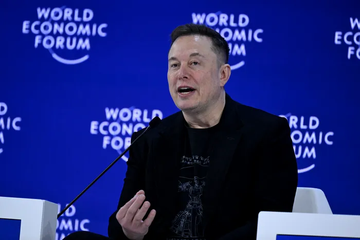 Elon Musk nu mai e trilionar. Record absolut de pierdere în toată istoria clasamentelor Forbes. Câți bani a pierdut fondatorul SpaceX