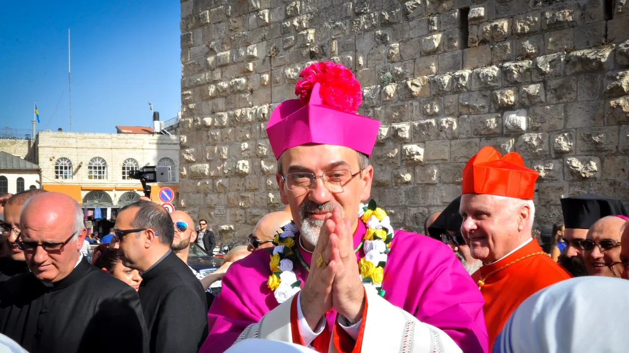 Echilibristica monseniorului Pizzaballa