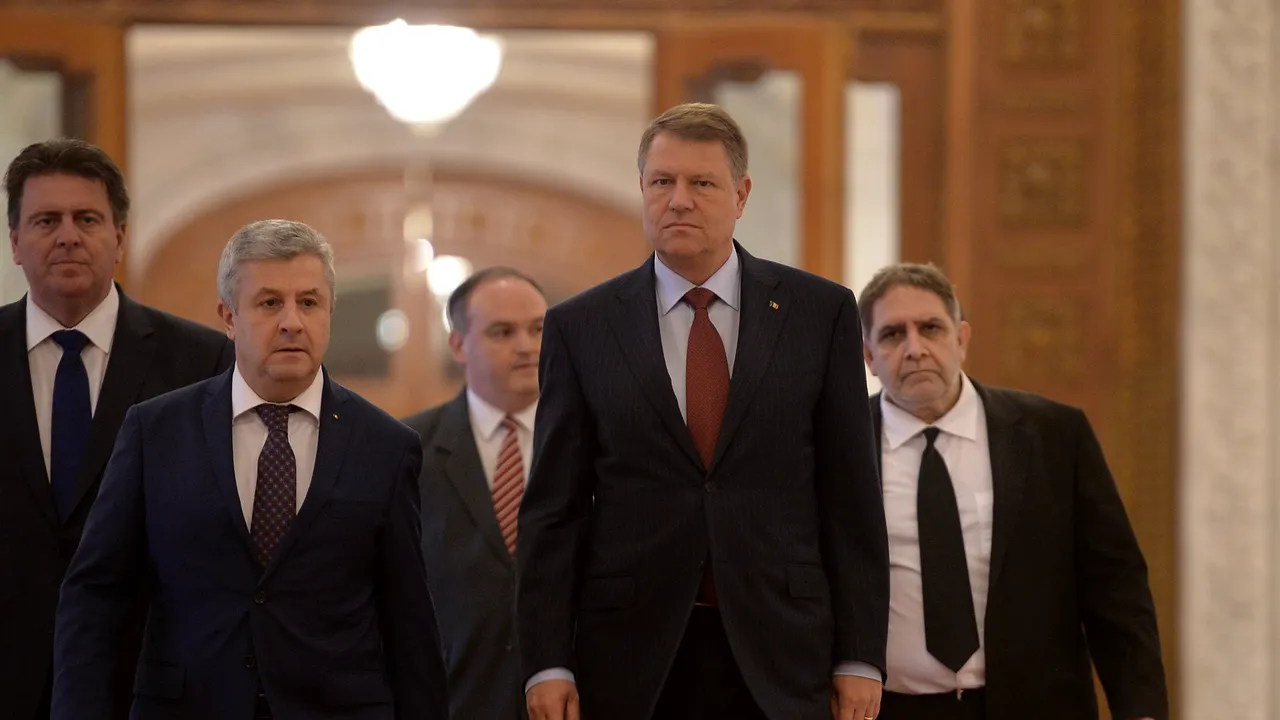 Înaintea deciziei finale pentru ordonanțele lui Iordache, președintele le transmite guvernanților un mesaj tranșant