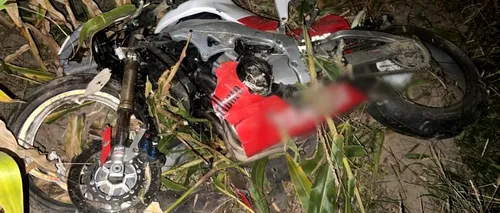 GALERIE FOTO | Un tânăr a murit, în urma unui grav accident de motocicletă / Tânăra care îl însoțea a ajuns la spital