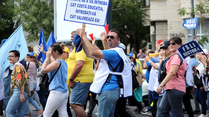 ULTIMA ORĂ. Ciolacu și Ciucă anunță că Guvernul va aproba un memorandum prin care confirmă decizia politică de majorare a salariilor din Educație