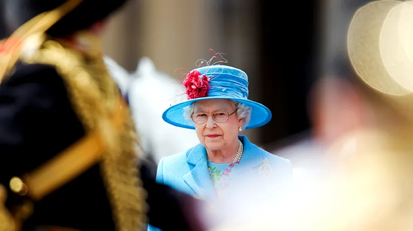 Regina Marii Britanii va adăuga o tabletă la Colecția Regală. Ce produs a ales Casa Regală