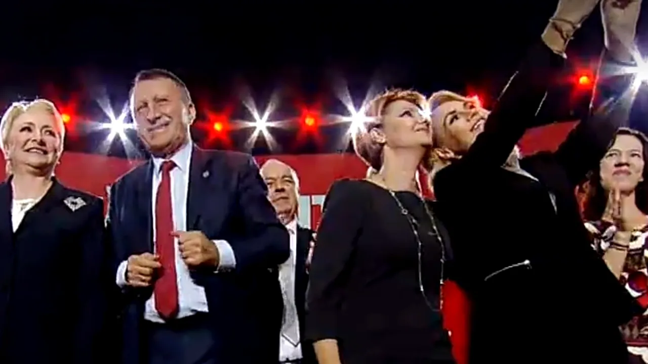 Firea, selfie alături de Olguța Vasilescu, la discursul lansării programului de candidat al Vioricăi Dăncilă: #NuMorCaii, #ViațaMergeÎnainte