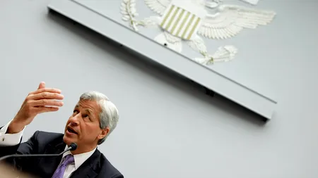 Șeful JPMorgan, criticat într-un raport intern privind cazul 