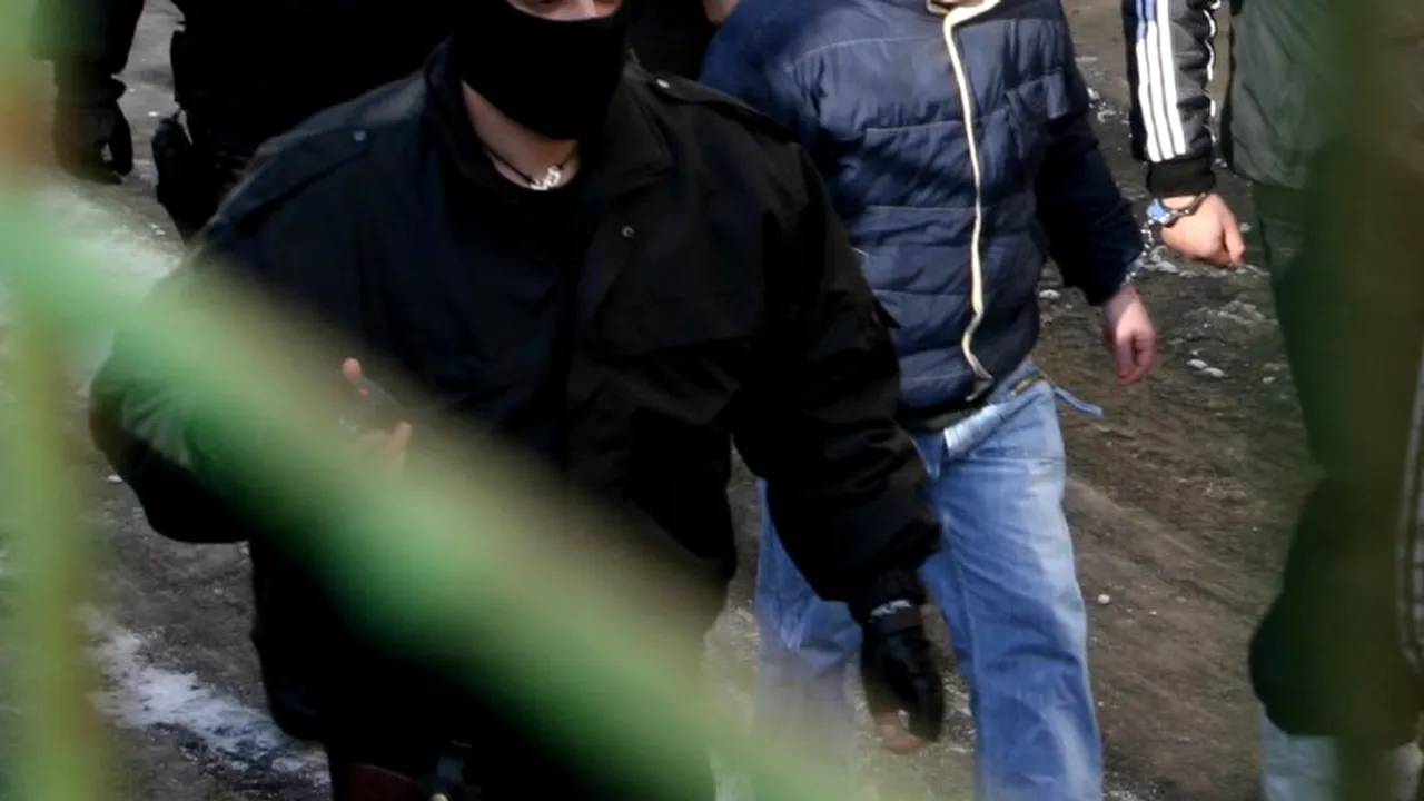 Trei minori acuzați de uciderea cu brutalitate a unui bătrân în Craiova au fost arestați preventiv