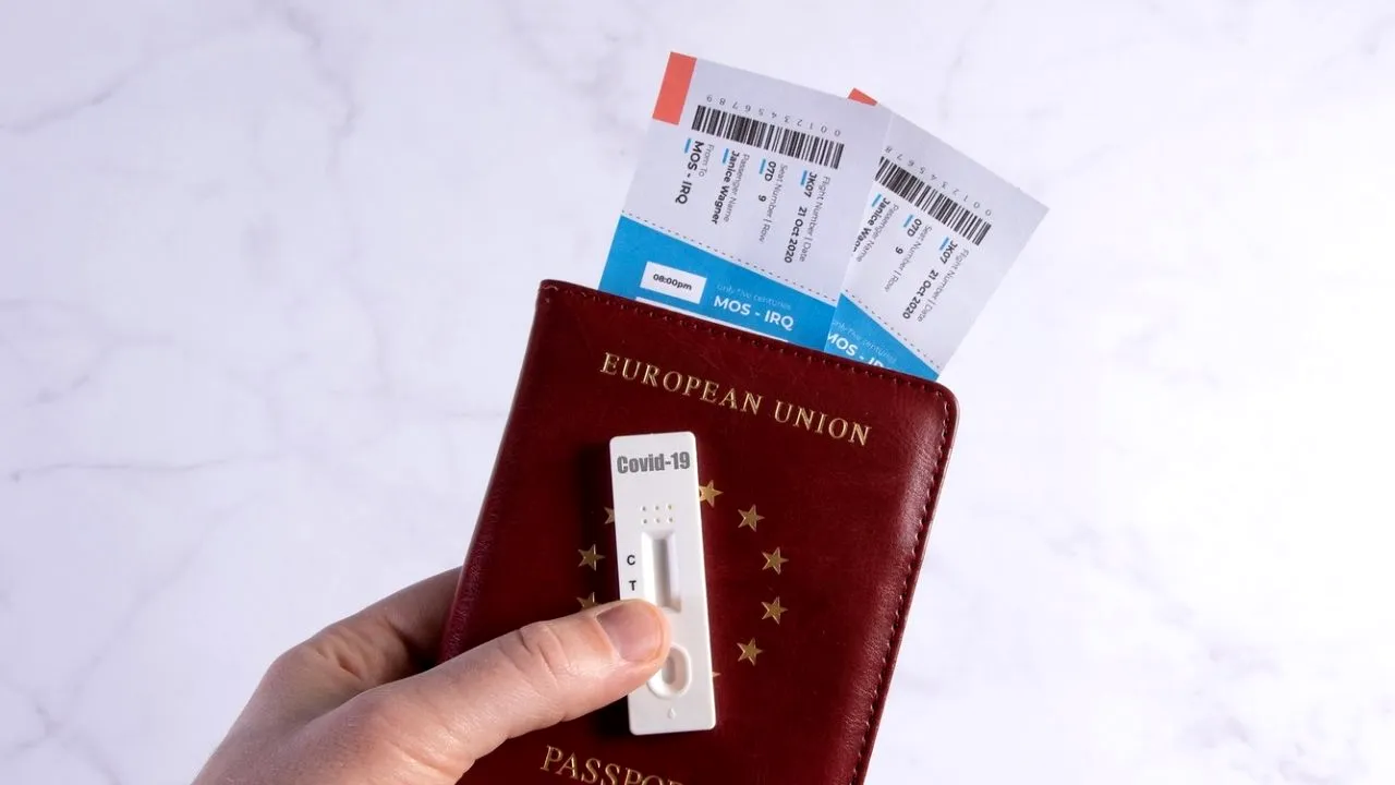 Doar cine se vaccinează va mai putea călători cu avionul! Anunțul a fost făcut chiar de șeful uneia dintre cele mai mari companii aeriene din lume!