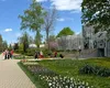 Spectacolul naturii la Grădina Botanică din Iași. Au înflorit lalelele, narcisele și cireșii
