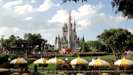 Divertisment. Disneyland a anunțat data când redeschide alte două locații. Singura incertitudine rămâne legată de parcul din Paris