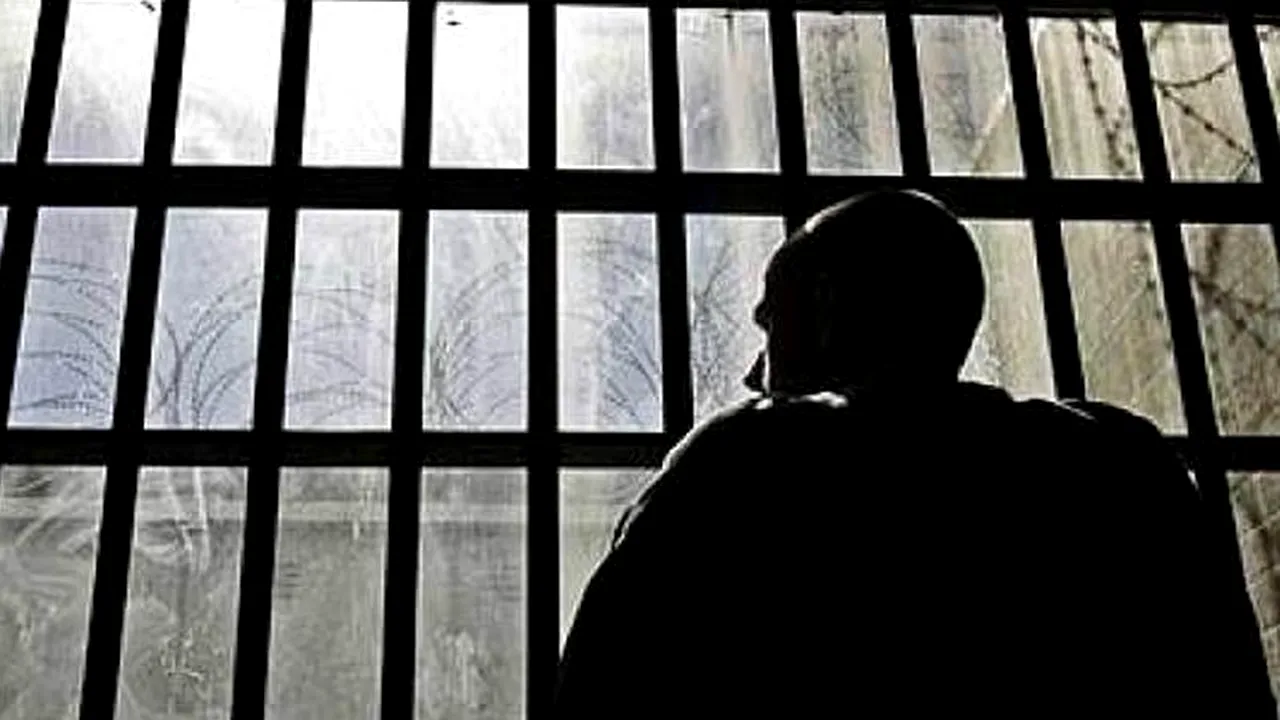 Breșă de securitate. Cum arată gardul penitenciarului de maximă siguranță din Galați. FOTO