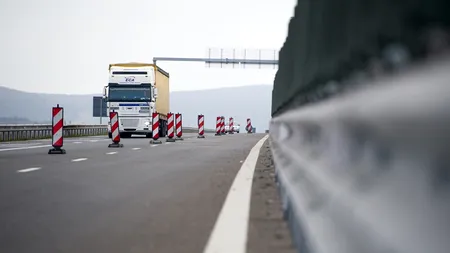 Bilanțul autostrăzilor făcute de Guvernul Ponta în 2014: 22 de kilometri care s-au crăpat