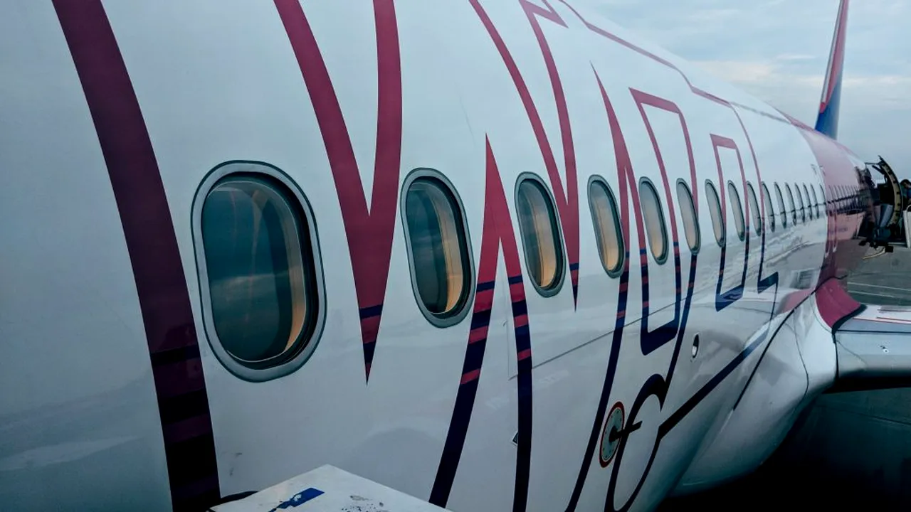 WIZZ AIR. Perioada de suspendare a rutelor din România se prelungește din cauza noilor restricții impuse de autorități