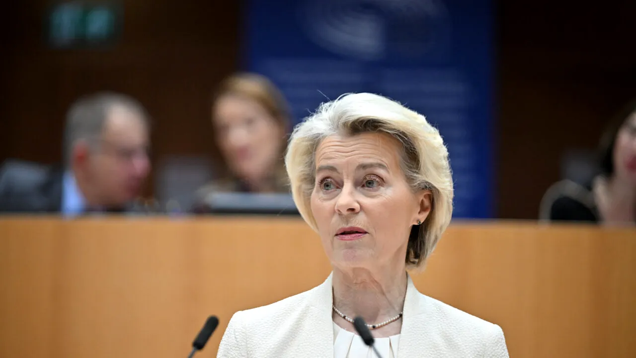 Ursula von der Leyen vrea să aloce Ucrainei 165 miliarde de euro din activele rusești. Comisia Europeană prezintă astăzi temeiul legal