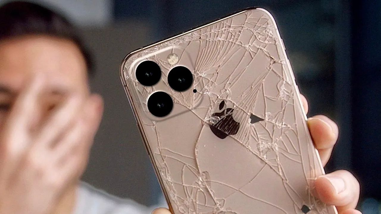 Costuri amețitoare în România pentru schimbarea ecranelor noilor smartphone-uri iPhone 11