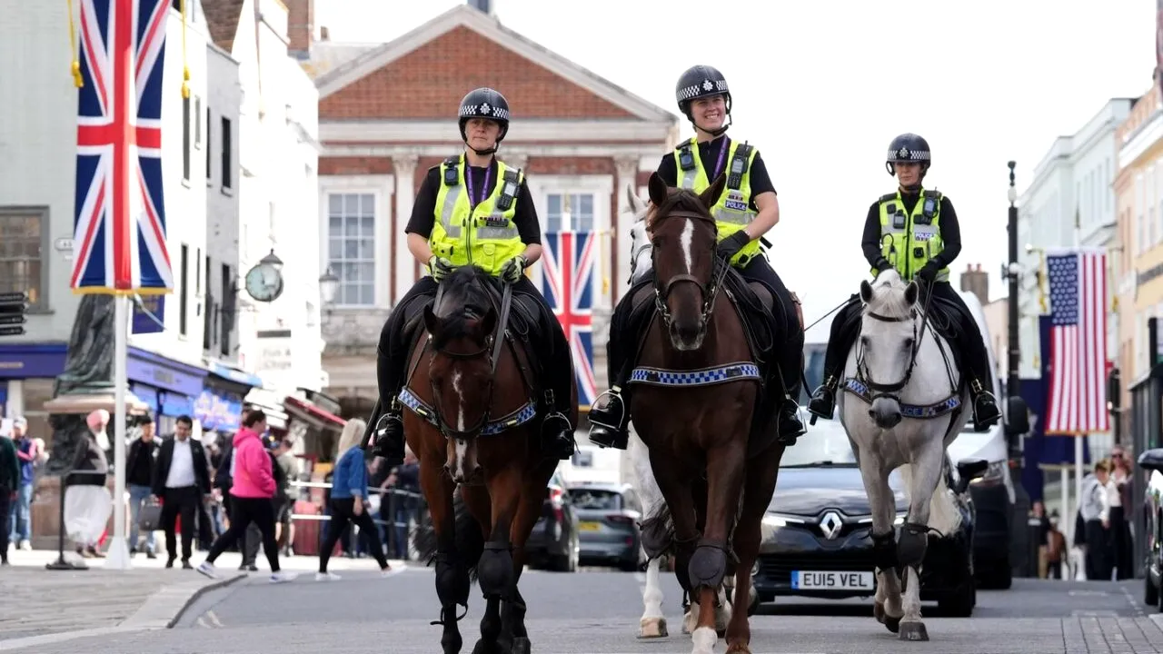 Mobilizare puternică la Londra: Peste 1.000 de polițiști vor fi dislocați pe străzi în timpul vizitei lui Donald TRUMP / Se anunță proteste