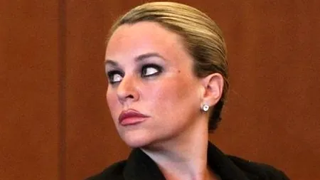 O femeie din SUA riscă 60 de ani de închisoare după ce a făcut sex cu un minor