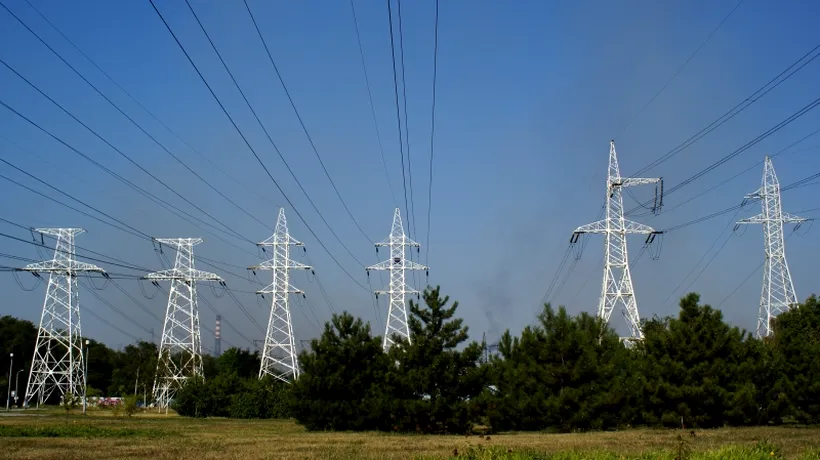 Guvernul prelungește cu un an termenul de vânzare a 10% din acțiunile Electrica Moldova și Oltenia