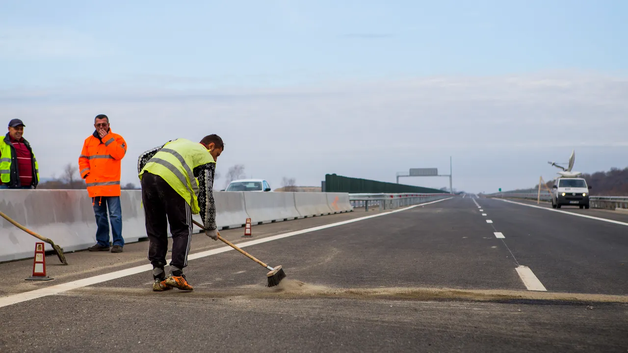 SUMA URIAȘĂ care s-a dat mită în România. Banii ar fi ajuns pentru cofinanțarea construcției de autostrăzi pentru trei ani