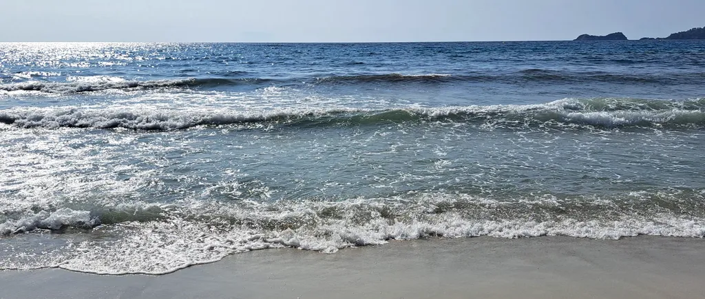 Cum va fi VREMEA la mare, în prima lună de toamnă. Cât timp se mai poate face plajă pe litoralul românesc