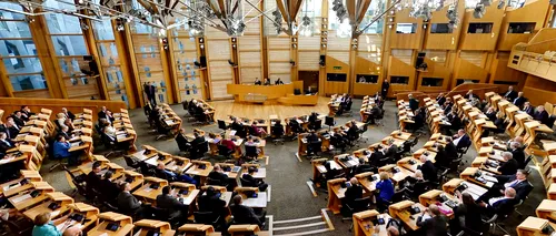 Parlamentul Scoției votează simbolic împotriva Brexit. Premierul amenință cu independența