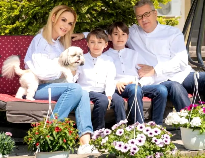 Sursa: Facebook - Gabriela Firea