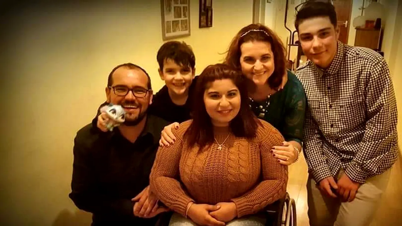 O tânără în scaun cu ROTILE nu își poate schimba domiciliul, deoarece un primar nu vrea să plătească INDEMNIZAȚIA