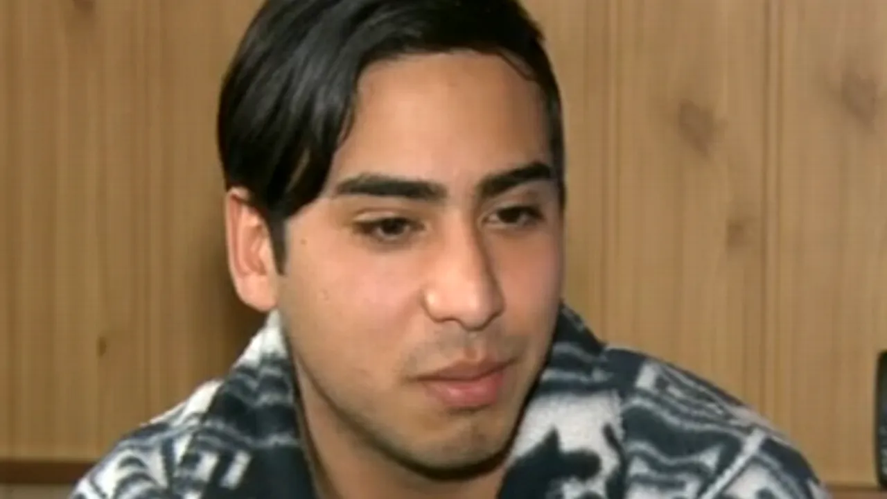 Acest tânăr din România are 18 ani, dar oficial nu există. Motivul pentru care autoritățile nu vor să-i elibereze certificat de naștere