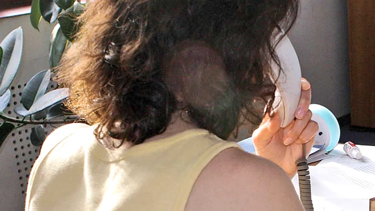 Femeie din Petroșani, înșelată prin telefon de trei ori în aceeași zi