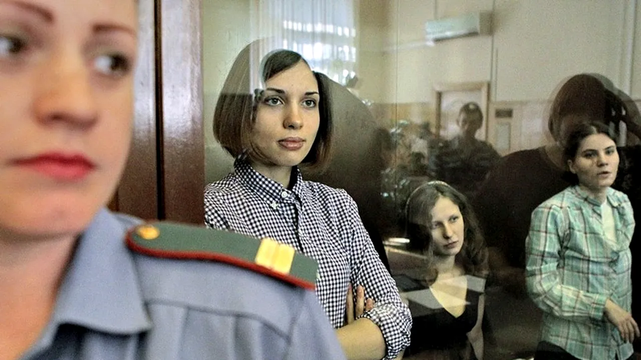 Membrele trupei Pussy Riot din Rusia, găsite vinovate de 