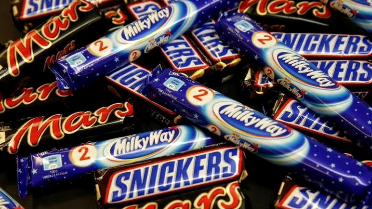 Retragere masivă de batoane Mars și Snickers în 55 de țări, inclusiv România. Motivul acestei decizii fără precedent