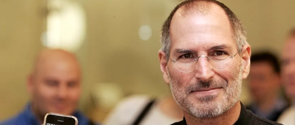 Steve Jobs, în 2010, despre ipoteza unui iPhone cu ecran mai mare: Nu ar cumpăra nimeni așa ceva. Nu poți să îl ții în mână