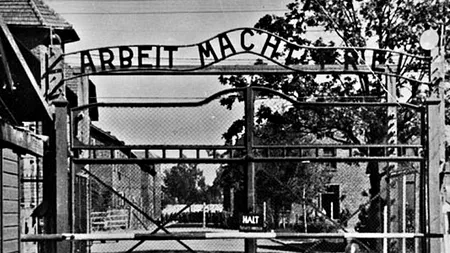 Documentarul ororilor naziste, filmat în 1945 de Alfred Hitchcok într-un lagăr de concentrare, FĂCUT Pâ€UBLIC