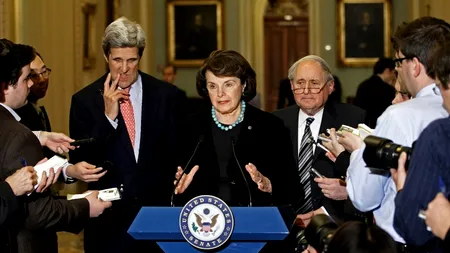 O senatoare americană va propune interzicerea puștilor de asalt: