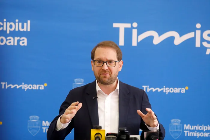 Fritz le-a cerut azi dimineață miniștrilor USR să-i trimită sefie-uri. Care a fost scopul