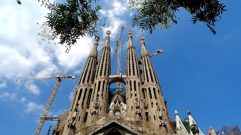 De la operele arhitecturale ale lui Gaudi până la coride. Ce trebuie să știi despre cultura și tradițiile din Spania