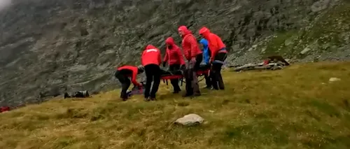 Tragedie în Munții Făgăraș. Un bărbat de 30 de ani și-a găsit sfârșitul după ce a căzut în prăpastie. În același loc, un alt turist a rămas blocat pe un perete montan | VIDEO