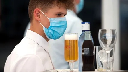 Patronii din industria hotelieră cer Guvernului eliminarea taxelor pe salariul minim brut pentru angajații din domeniu