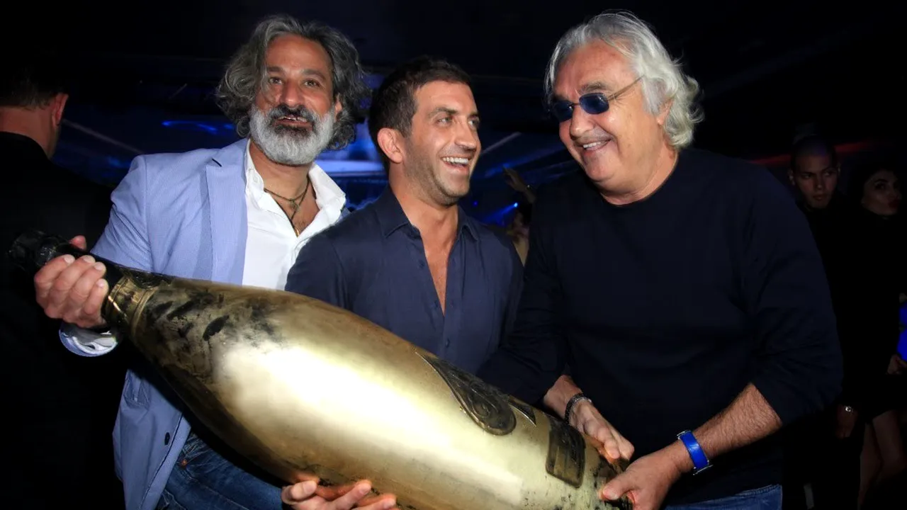 Câți bani au cei mai bogați 62 de oameni din lume. O mare parte din avere, ținută în paradisuri fiscale