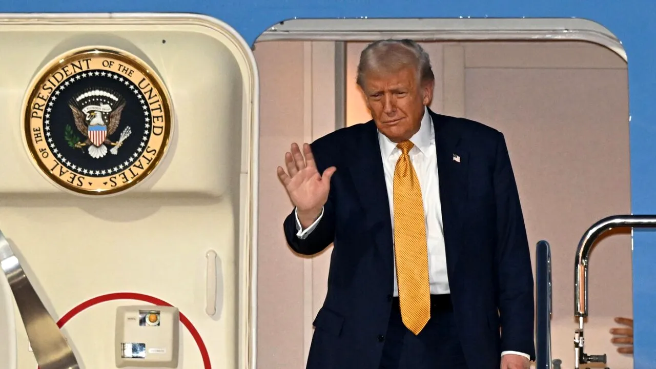 Trump le dezvăluie reporterilor că a făcut o scanare RMN: „Am făcut-o. Este perfect. Vă voi transmite rezultatele complete”