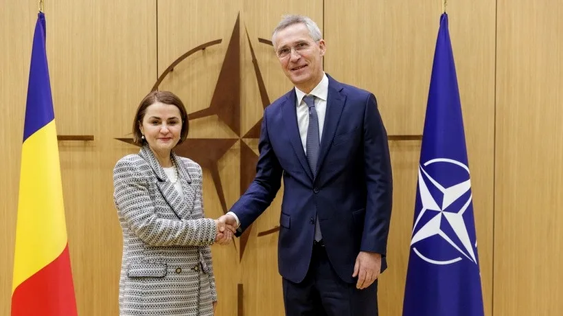 MAE, îngrijorat de „DETERIORAREA climatului de securitate” în regiune / Luminița Odobescu discută cu șeful NATO despre războiul din Ucraina
