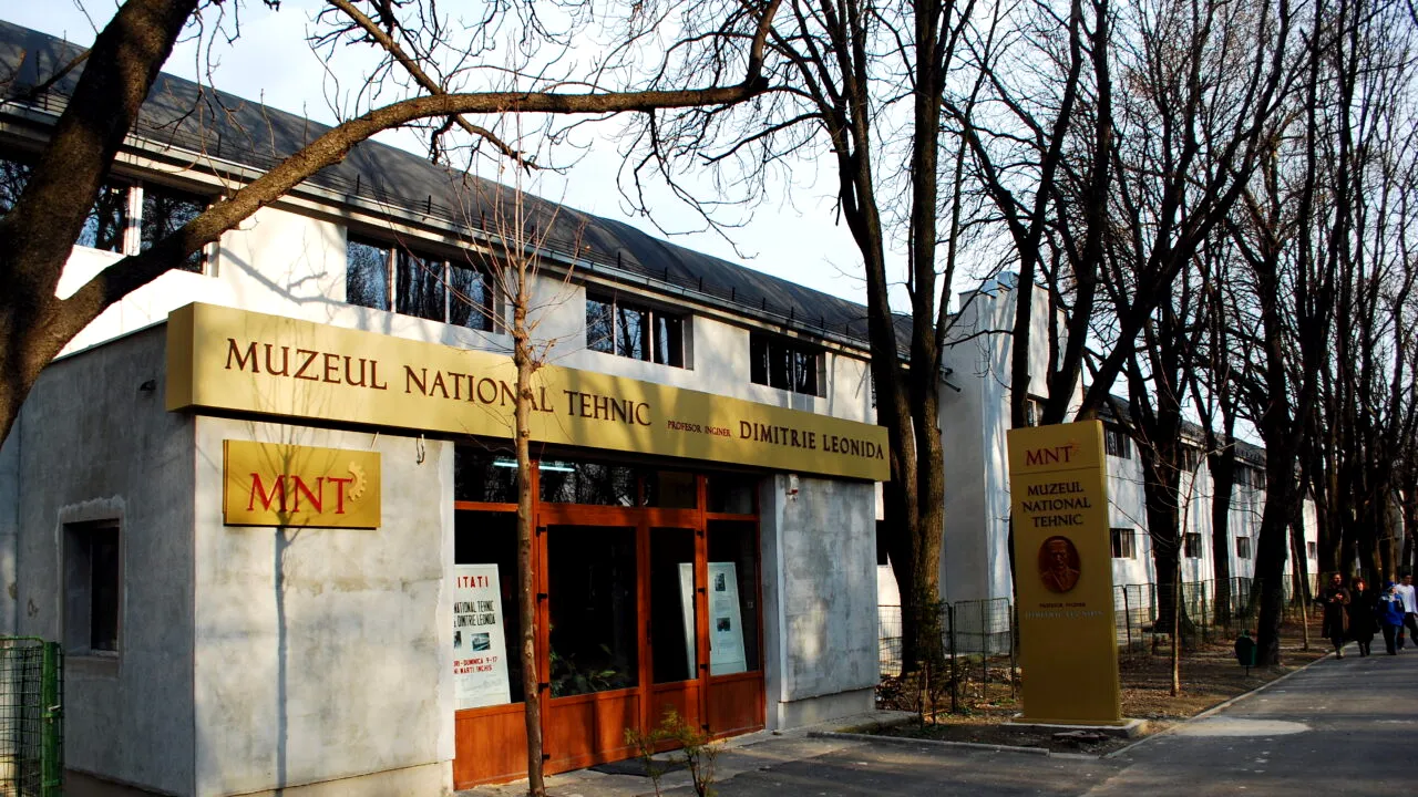 EXCLUSIV | Muzeul Național Tehnic ”Prof. ing. Dimitrie Leonida”, în pericol de a fi închis: ”Un muzeu nu poate să funcționeze în doi oameni, suntem condamnați la dispariție”